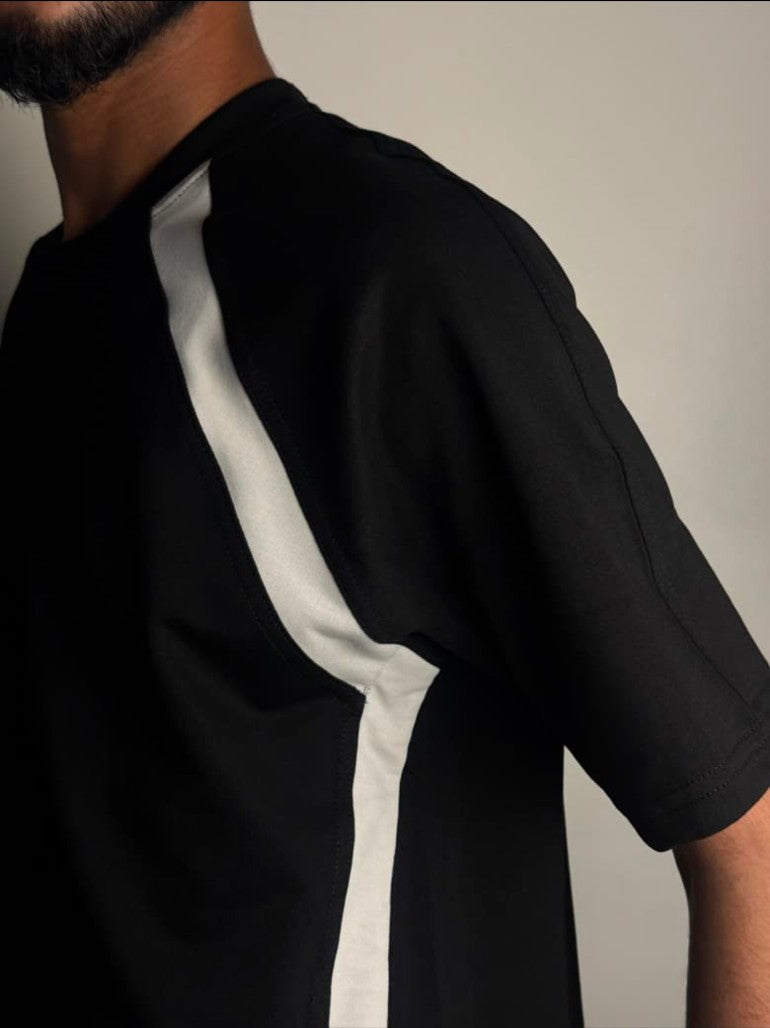 Black wrangle sleeves oversized T shirt