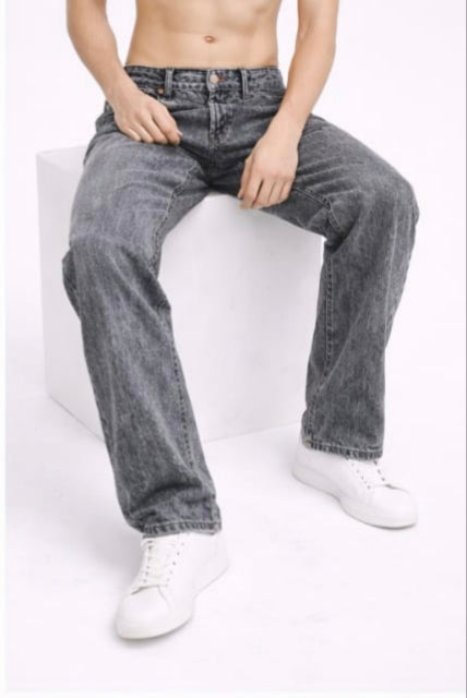 Ash white wash relaxed fit jeans